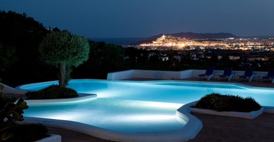 Villa in Santa Eularia des Riu, Balearic Islands, Spain 3 - 15884134