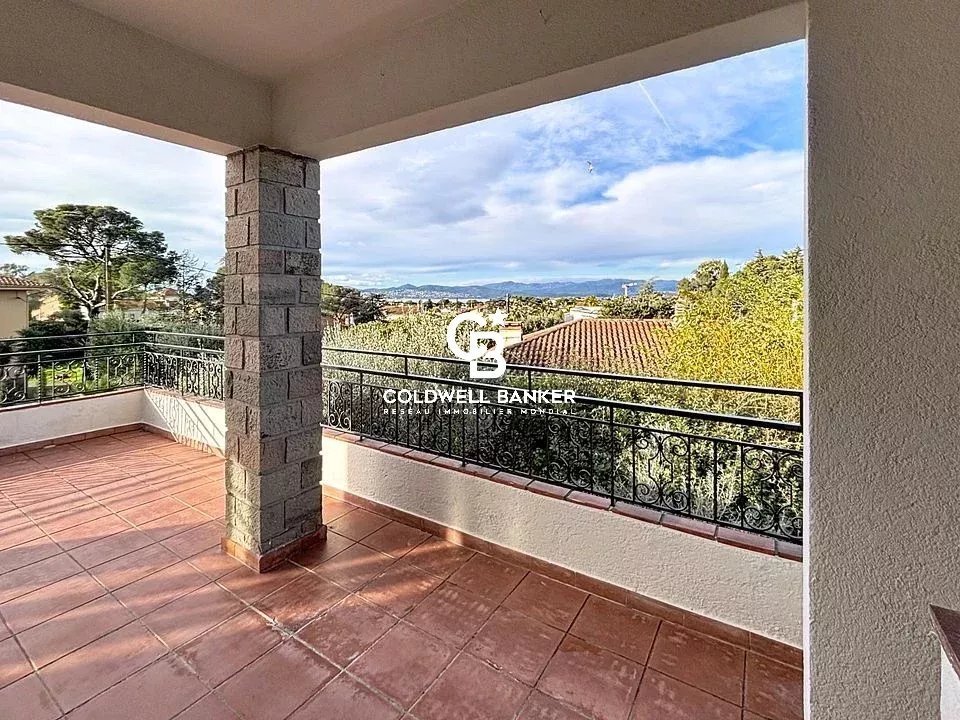 Apartment in Plateau Notre Dame Sud-Bord de mer-Beaurivage, Saint-Raphaël, France 2 - 16473472