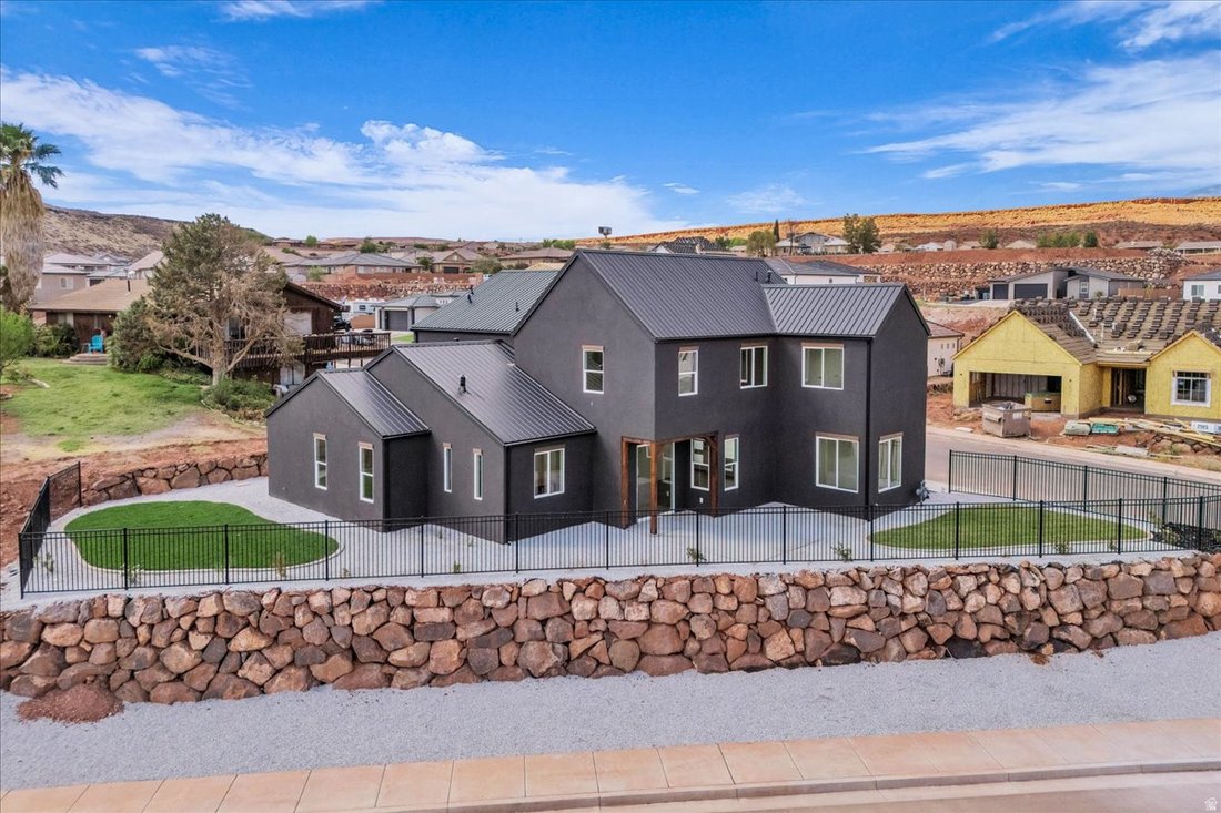 House in Washington, Utah, United States 1 - 17063323