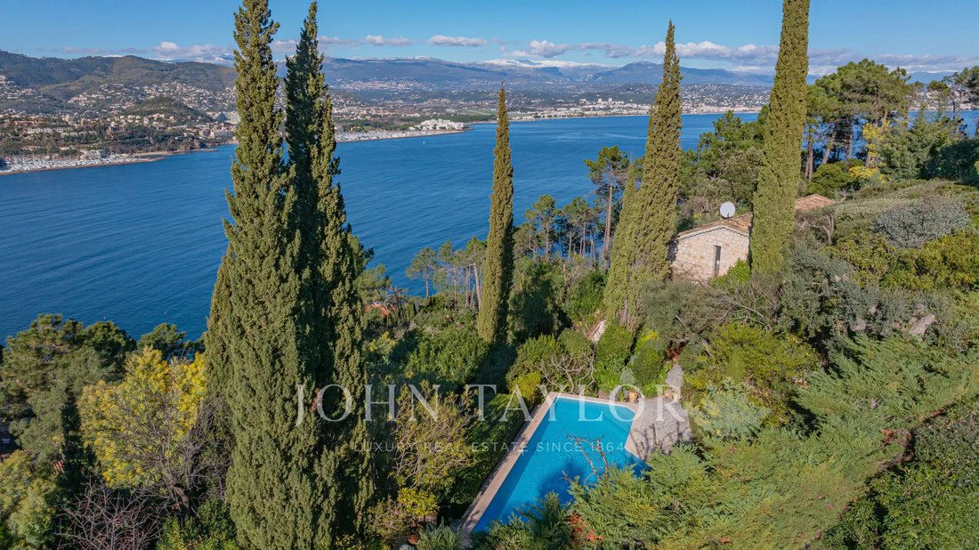 House in Théoule-sur-Mer, Provence-Alpes-Côte d'Azur, France 5 - 16945843