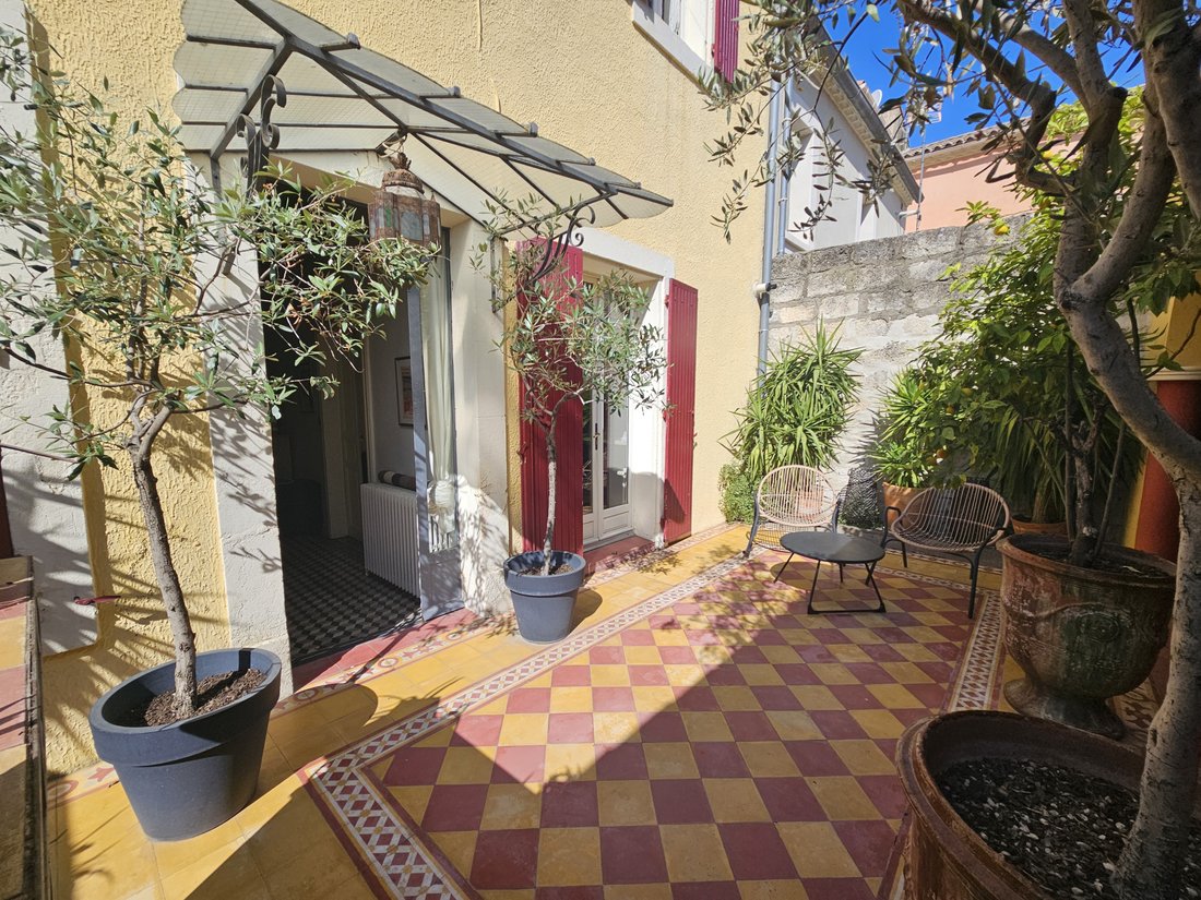 House in Centre Ville, Aigues-Mortes, France 2 - 17064046