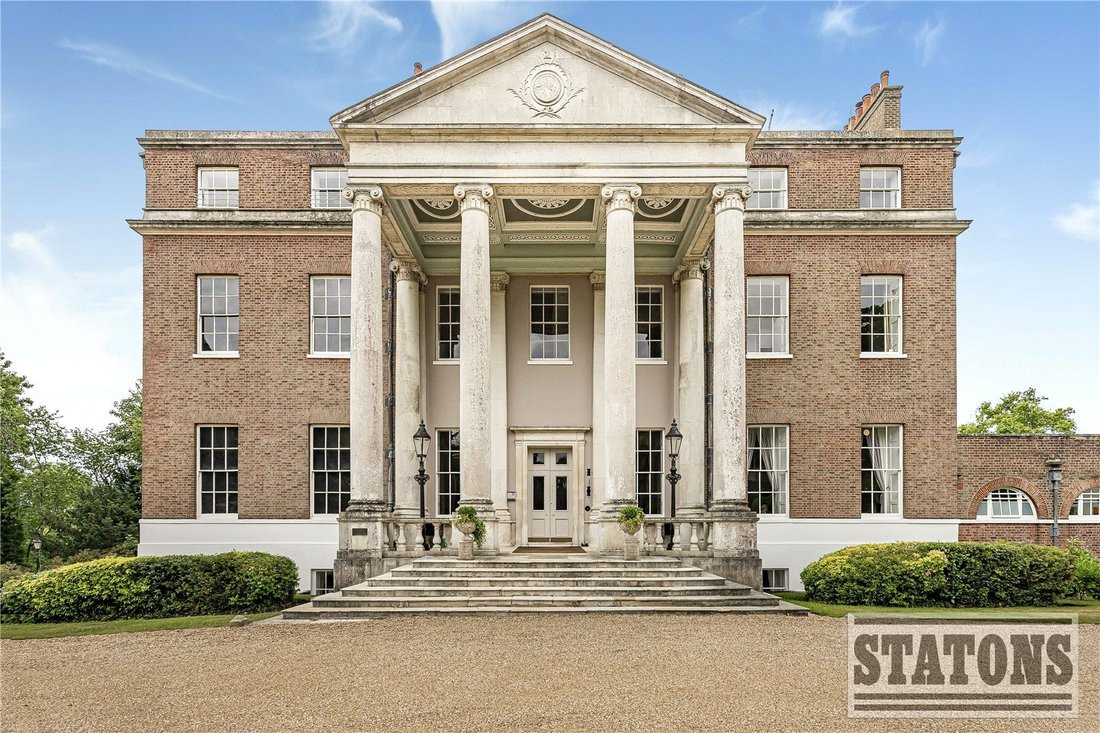 Apartment in Broxbourne, England 1 - 17061767