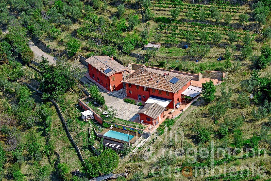 House in Castelfranco Piandisco, Tuscany, Italy 1 - 17061777