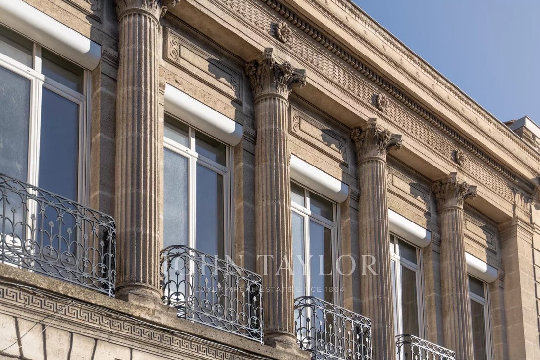 Casa en Hôtel de Ville-Quinconce-Saint Seurin-Fondaudège, Burdeos, Francia 1 - 17062201