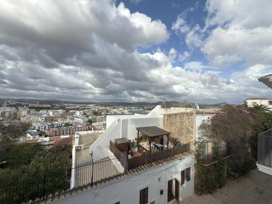 Villa in Ibiza Town, Balearic Islands, Spain 5 - 16690157