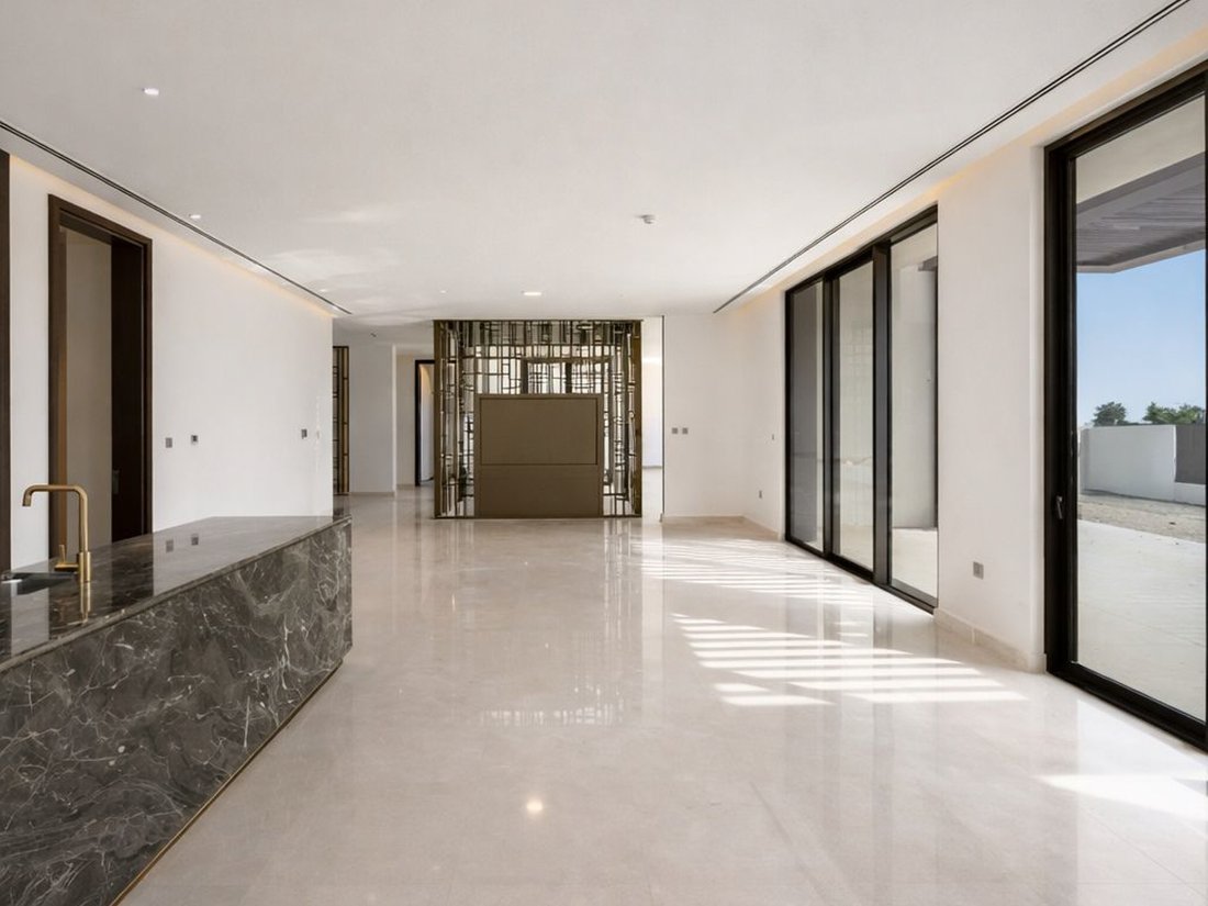 Villa in Hadaeq Sheikh Mohammed Bin Rashid, Dubai, United Arab Emirates 4 - 17061869