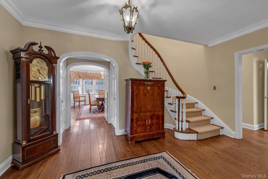 House in Port Washington, New York, United States 2 - 17064220