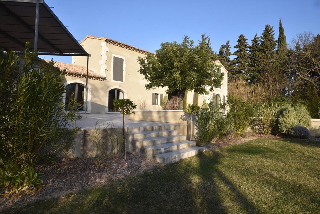 Villa in Maussane-les-Alpilles, Provence-Alpes-Côte d'Azur, France 3 - 16665863
