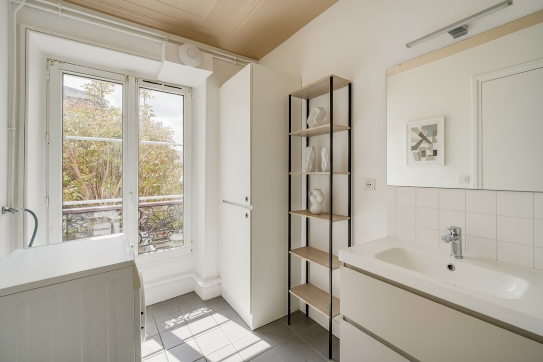 Apartment in Muette Nord, Paris 16e Arrondissement, Paris 4 - 17062116