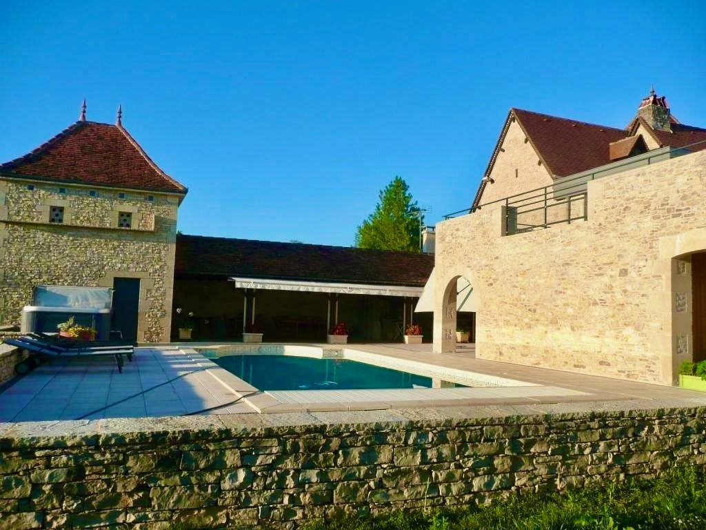 Estate in Centre Ancien, Figeac, France 2 - 17064203