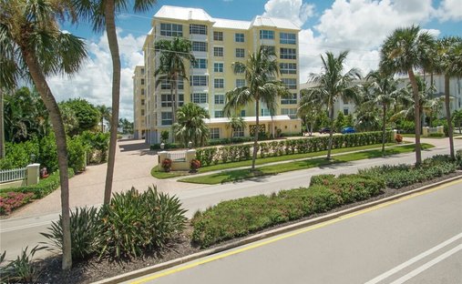 Condo in Naples, Florida, United States 1