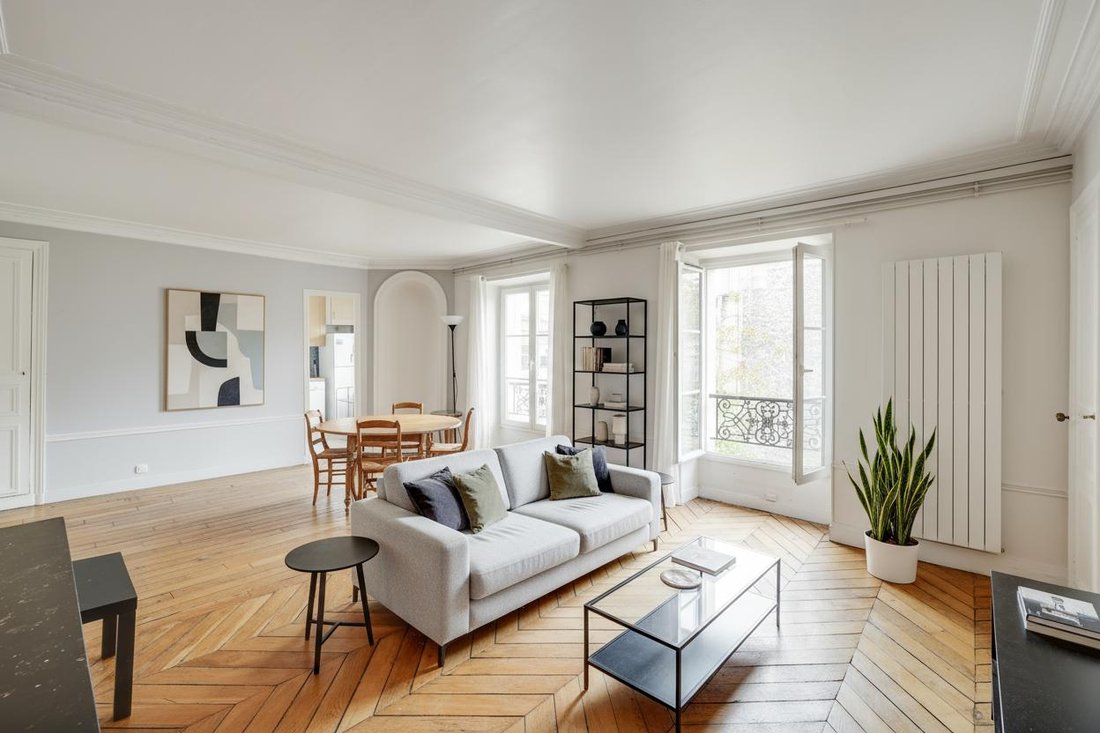 Apartment in Muette Nord, Paris 16e Arrondissement, Paris 1 - 17062116