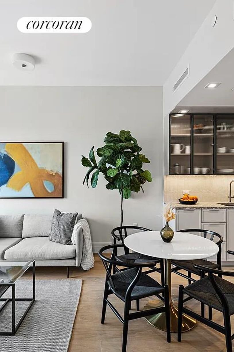 Condo in New York, New York, United States 3 - 17062557