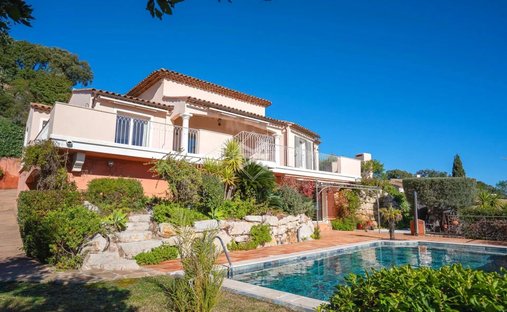 Villa in Nord, Cavalaire-sur-Mer, France 1