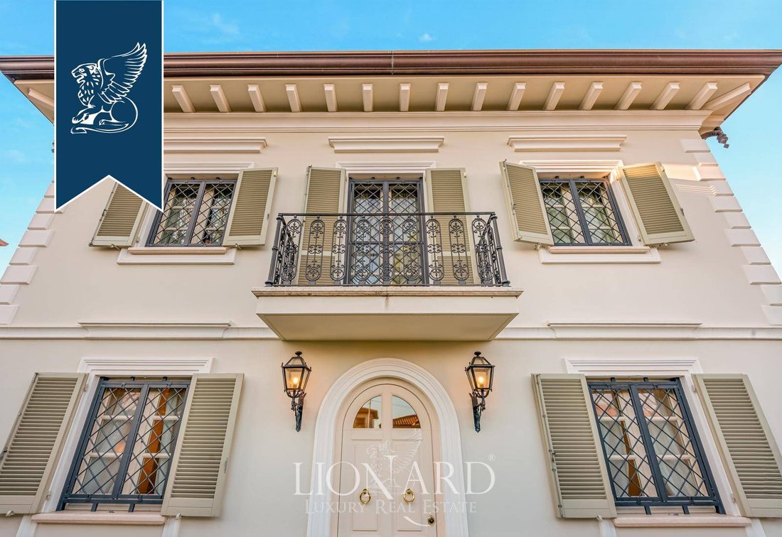 Villa in Center, Forte dei Marmi, Tuscany 3 - 17064326