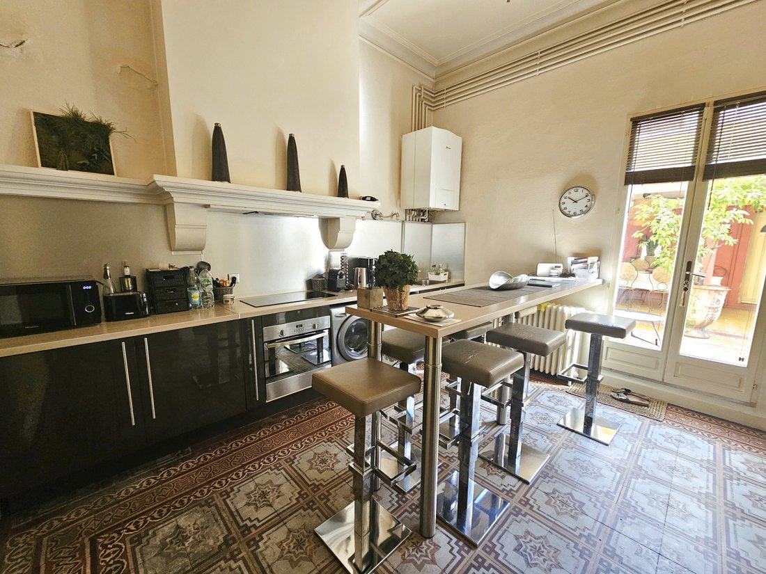 House in Centre Ville, Aigues-Mortes, France 4 - 17064046