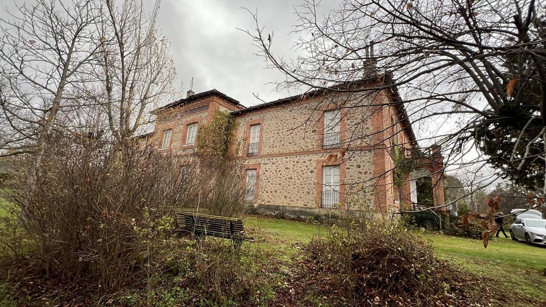 Villa in Navas de Riofrio, Castile and Leon, Spain 2 - 17003643