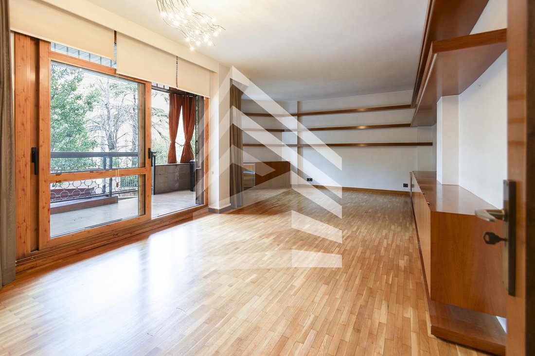 Apartment in Sarrià-Sant Gervasi, Barcelona, Spain 2 - 16324555