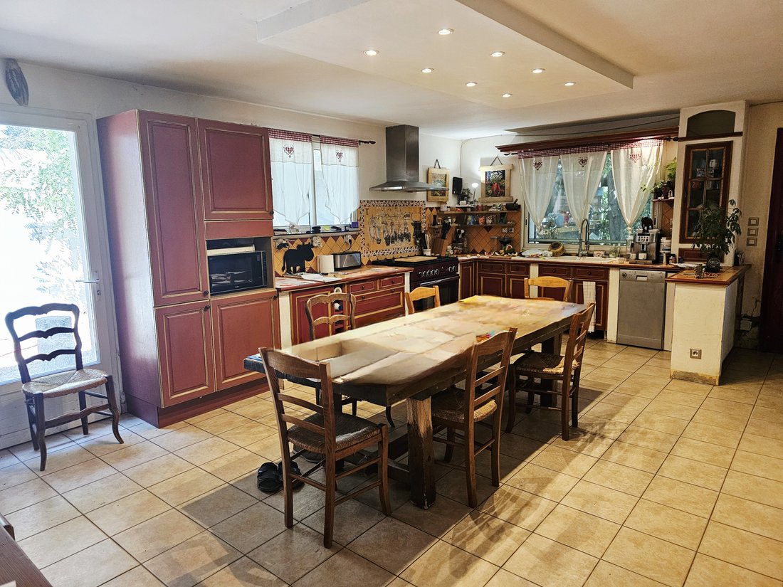 House in Centre Ville, Aigues-Mortes, France 3 - 17064124