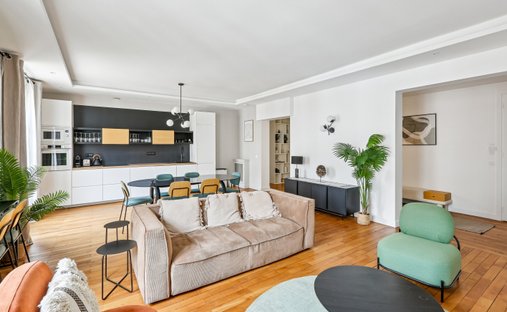 Apartment in La Plaine des Sablons, Neuilly-sur-Seine, France 1