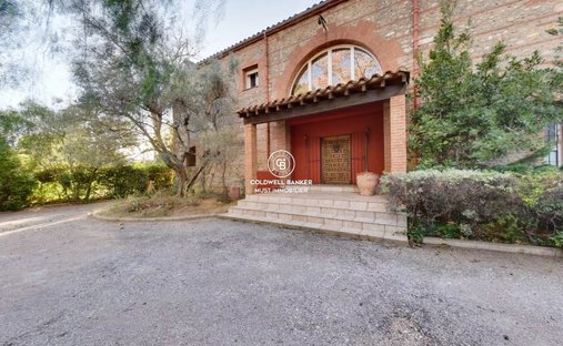 Country House in Les Platanes, Perpignan, France 1