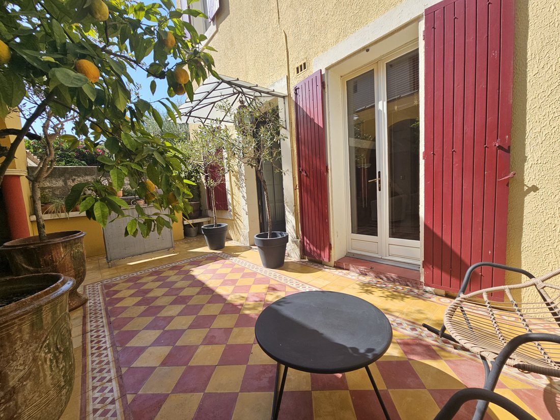 House in Centre Ville, Aigues-Mortes, France 1 - 17064046