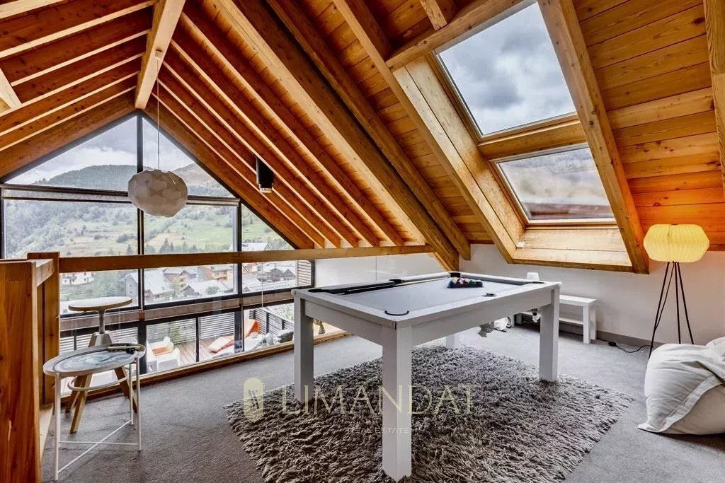 Chalet in Les Deux Alpes, Auvergne-Rhône-Alpes, France 5 - 14699787