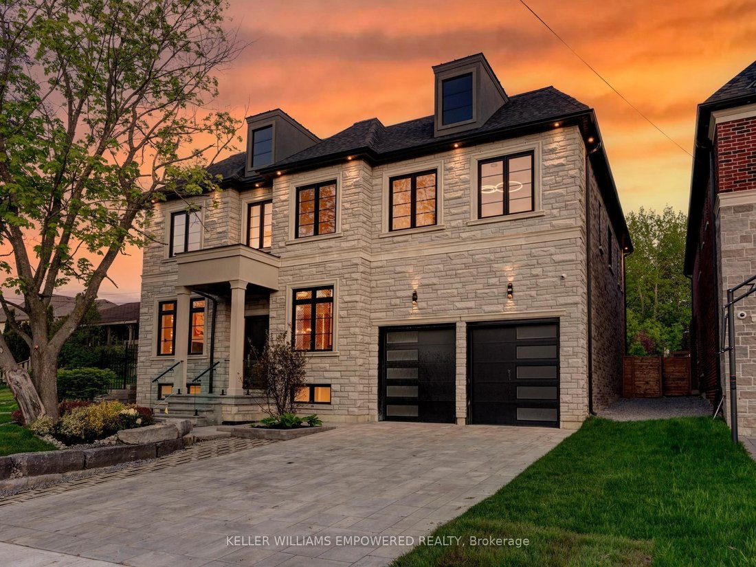 House in Gormley, Ontario, Canada 1 - 17062476