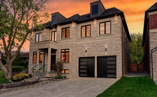 House in Gormley, Ontario, Canada 1