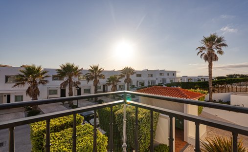 House in Amoreira, Leiria District, Portugal 1