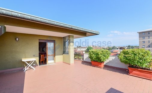 Penthouse à Vedano al Lambro, Lombardie, Italie 1