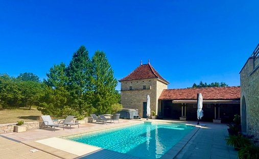 Estate in Centre Ancien, Figeac, France 1