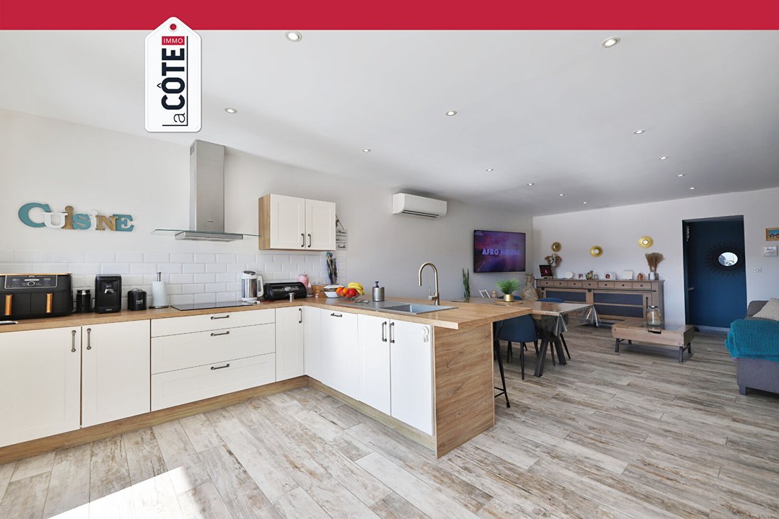 Villa in La Plaine Notre Dame-Pas des Lanciers, Marignane, France 3 - 17062108