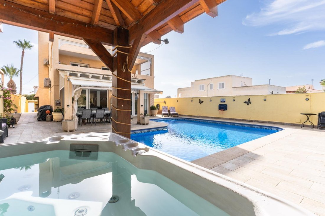 Villa in Garrucha, Andalusia, Spain 1 - 16616998