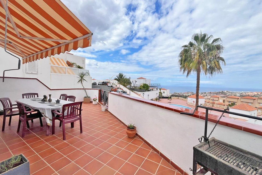 Townhouse in Costa Adeje, Adeje, Canary Islands 2 - 16712829