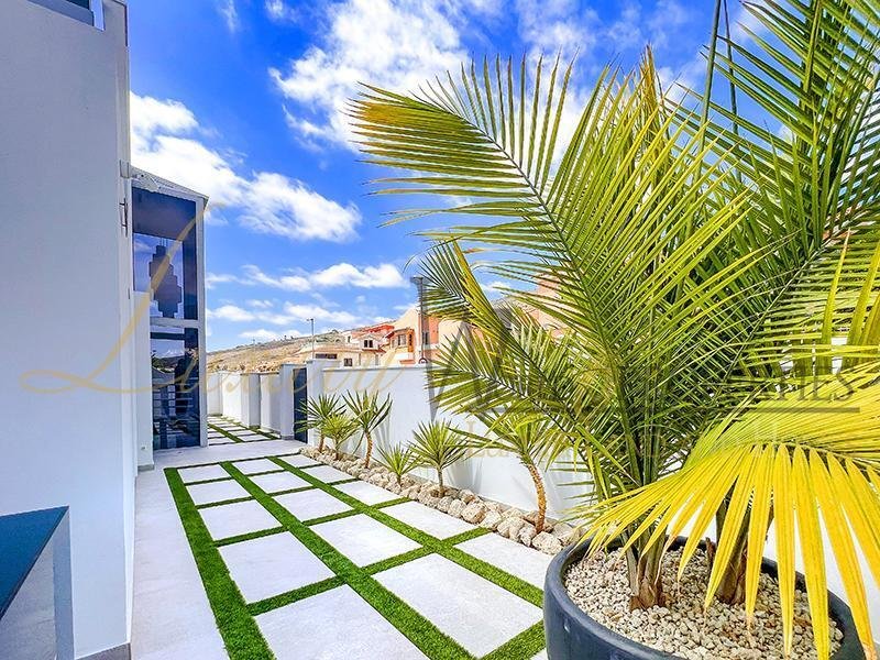 Villa in Adeje, Canary Islands, Spain 4 - 15118775