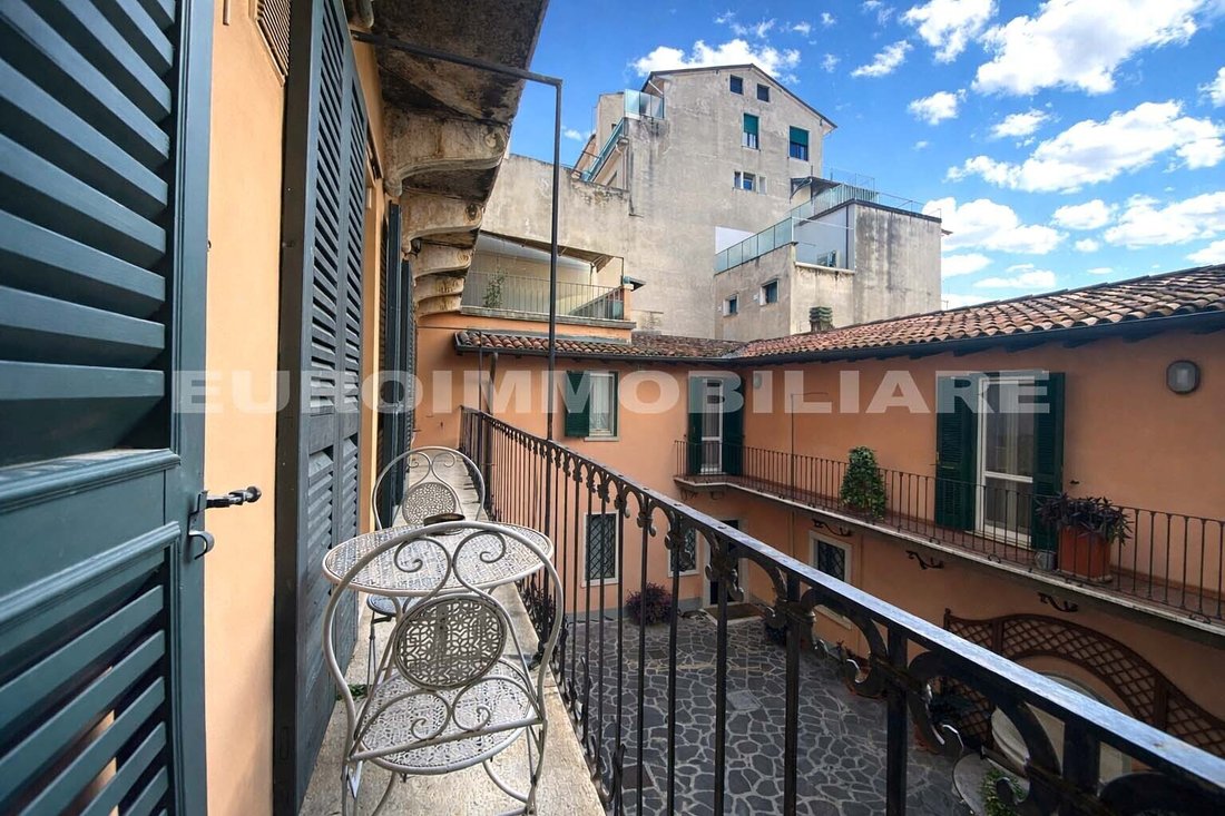 Apartment in Historic Center, Brescia, Lombardy 4 - 17061761