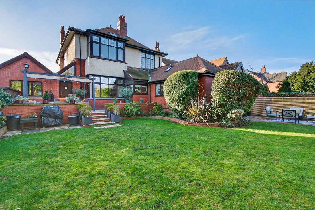 House in Lytham St Annes, England 4 - 17063471