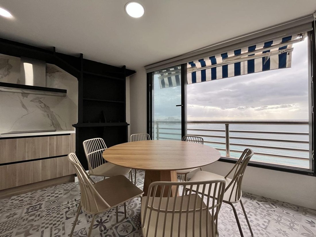 Apartment in Alicante, Valencian Community, Spain 5 - 16495129