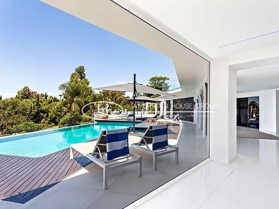 Chalet in Elviria-Cabopino, Marbella, Spain 1 - 14651655