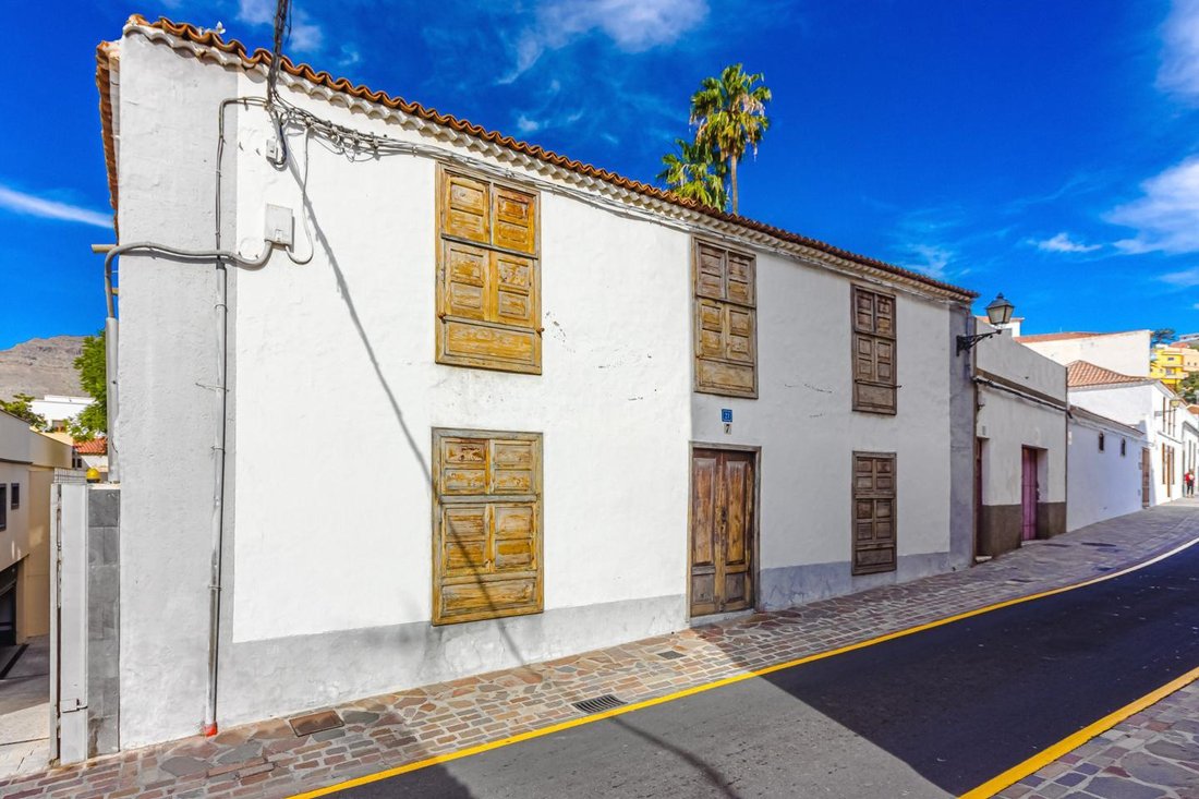 Villa in Arona, Canary Islands, Spain 1 - 16094640