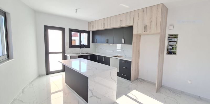 Villa in Yeroskipou, Paphos, Cyprus 3 - 15474456