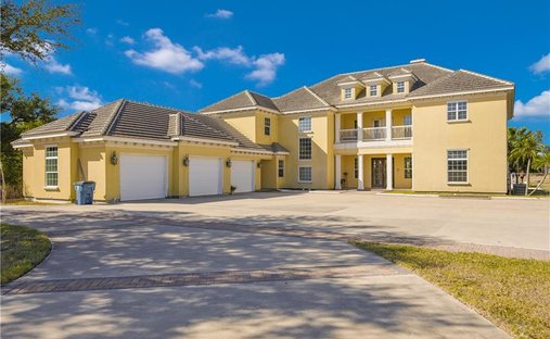 House in Weslaco, Texas, United States 1