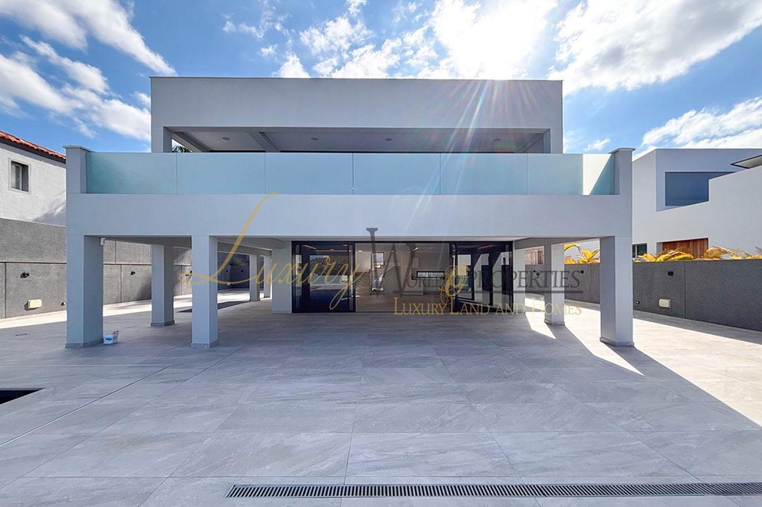 Villa in Costa Adeje, Adeje, Canary Islands 3 - 15644105