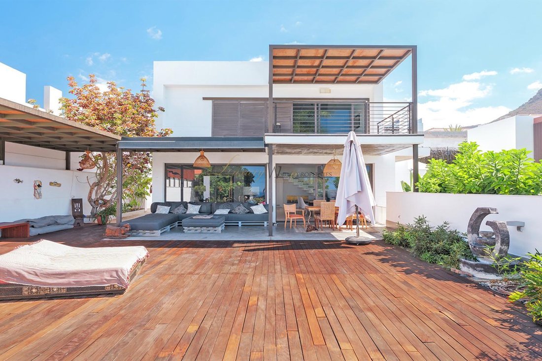 Villa in Costa Adeje, Adeje, Canary Islands 2 - 16721102