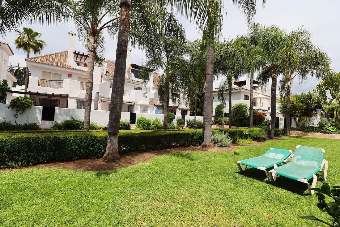 Townhouse in Nueva Andalucia, Marbella, Spain 1 - 15629810