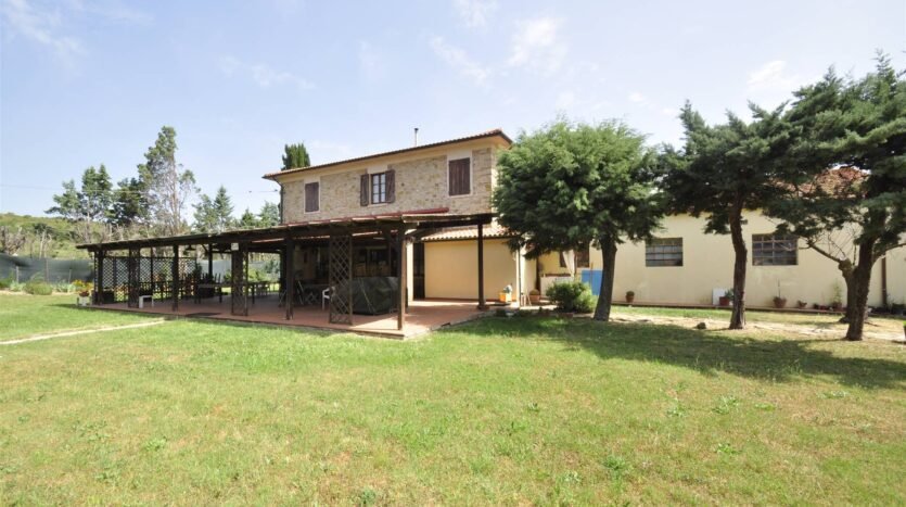 Landhaus in Monteverdi Marittimo, Toskana, Italien 1 - 15907508