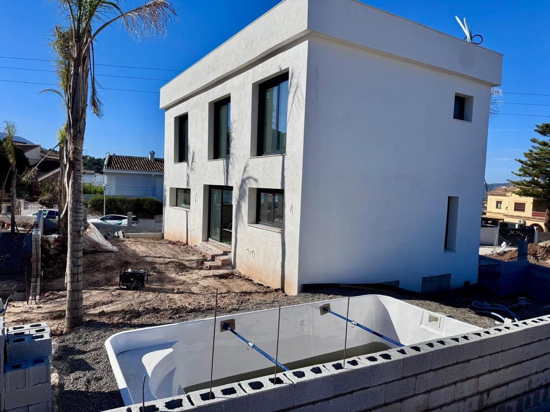 Villa in Alhaurin de la Torre, Andalusia, Spain 5 - 16839295
