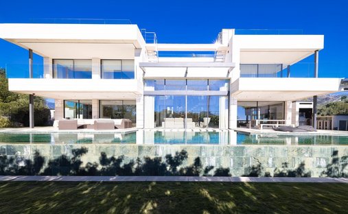 Villa in Marbella, Andalusia, Spain 1