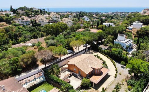 Villa in Elviria-Cabopino, Marbella, Spain 1